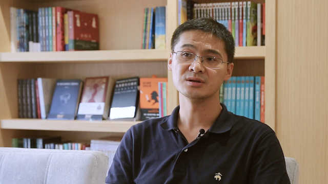 是否担心被饭圈化？罗翔：我只是暂时站在聚光灯下